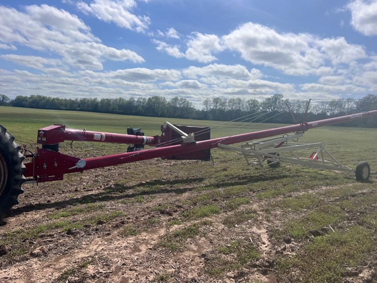 2018-buhler-farm-king-1070-image-1