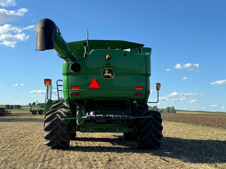 john-deere-s680-image-6