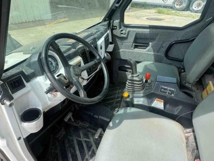 2014-bobcat-3650-image-12