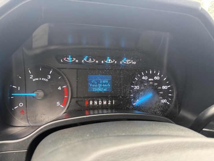 2017-ford-f350-xl-image-18