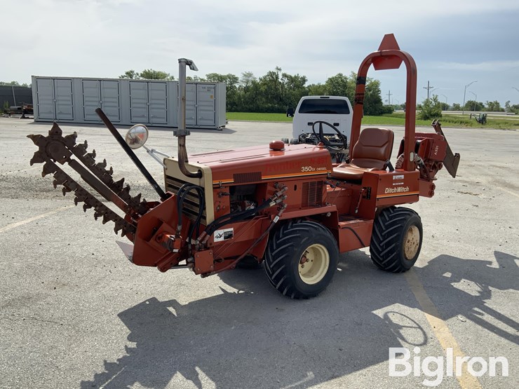 ditch-witch-350sxdd-image-1