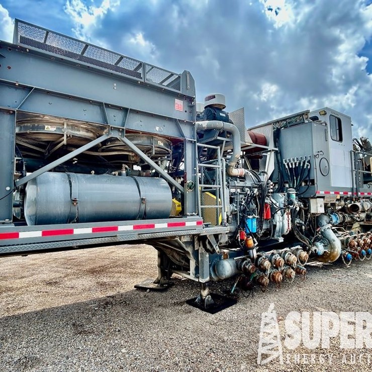 (x) (8-85) 2009 NOV ROLLIGON MT-200 Frac Blender, ...