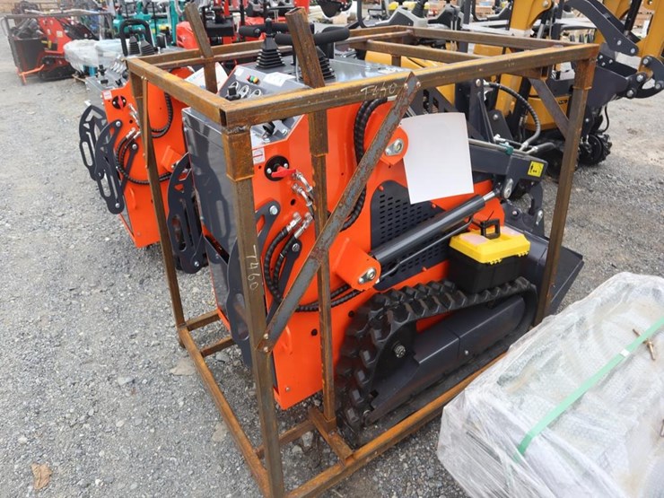 tpm-t460-stand-on-skid-steer-loader-image-5