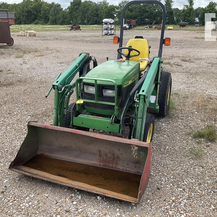 JOHN DEERE 4100