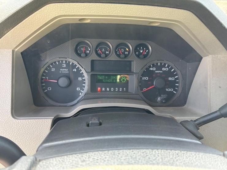 2009-ford-f350-image-18