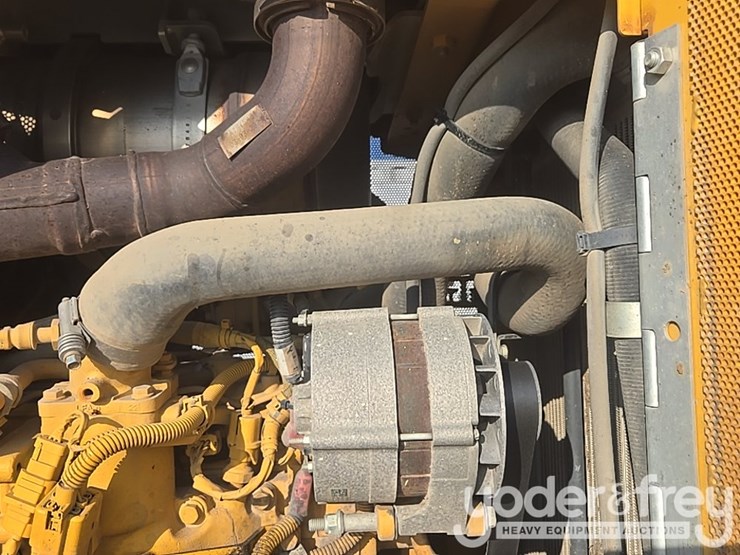 2023-deere-650-lgp-image-40