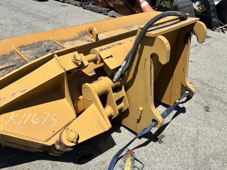 caterpillar-914g-image-9