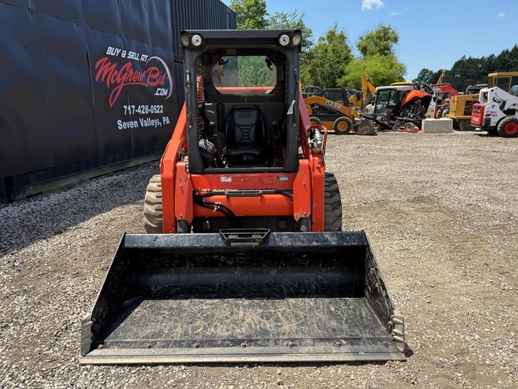 2016-kubota-ssv75-image-7