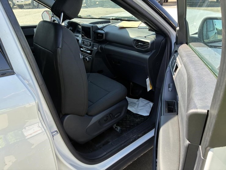 2025-ford-explorer-image-14