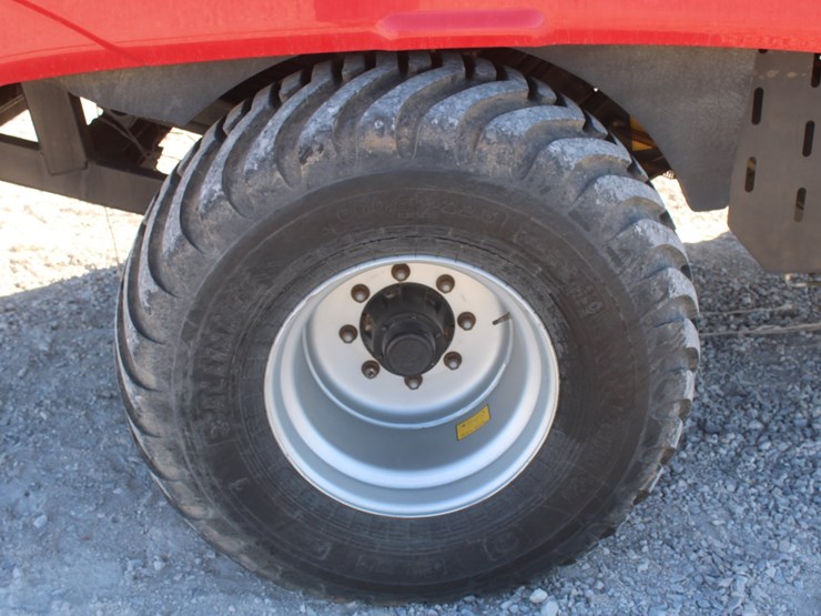 2019-case-ih-lb434xl-image-54