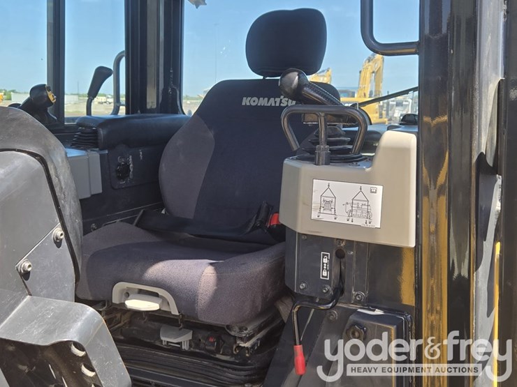 2021-komatsu-d61px-24-image-38