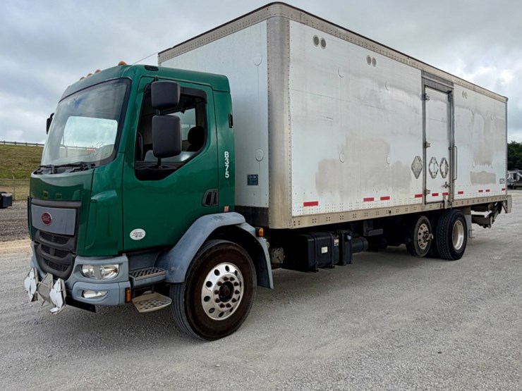 2016-peterbilt-220-image-1