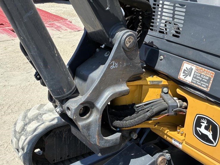 2020-deere-35g-image-14