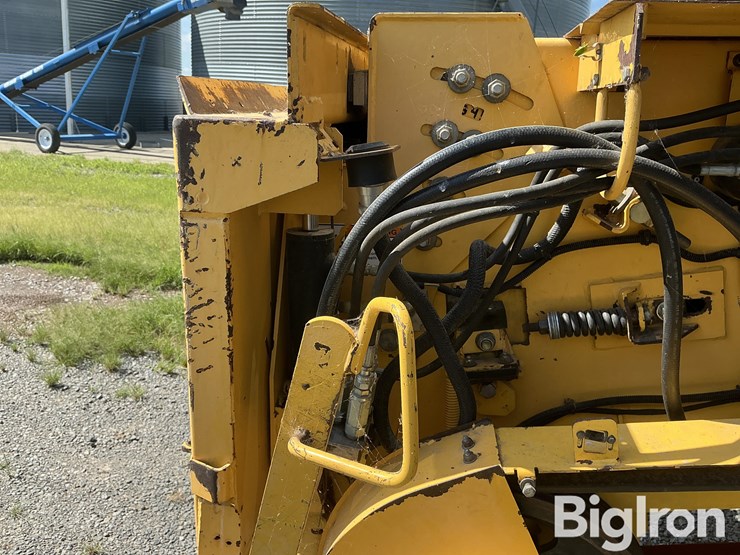 new-holland-cr9070-image-19