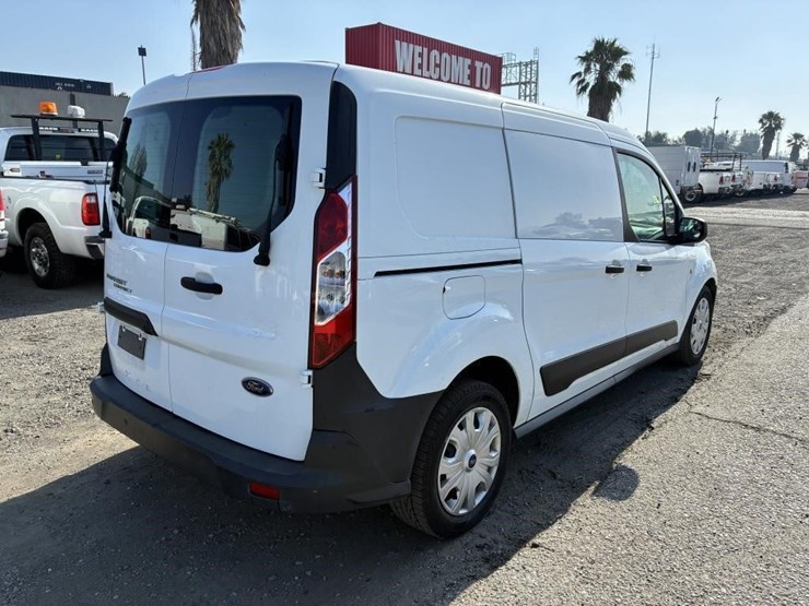 2020-ford-transit-connect-image-3