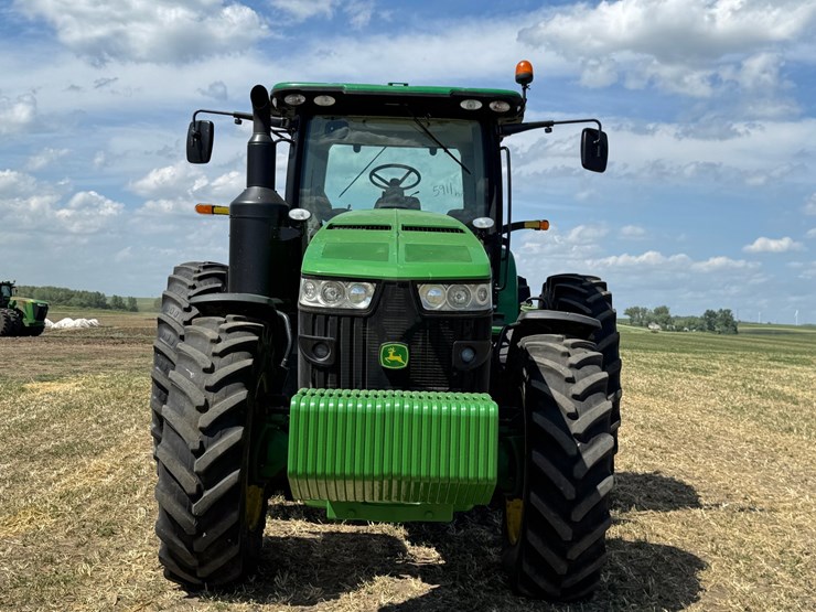 2019-john-deere-8295r-image-12