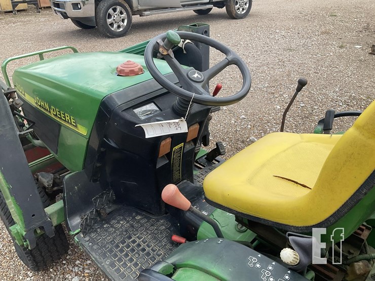 john-deere-4100-image-3