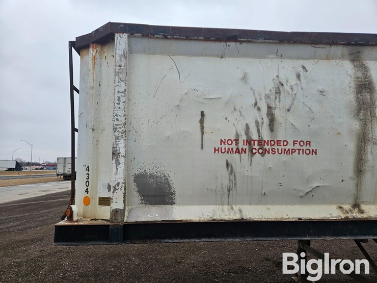 2004-assembled-t/a-end-dump-trailer-image-13