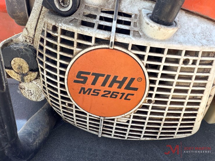 stihl-ms-261c-gas-powered-chain-saw-image-3