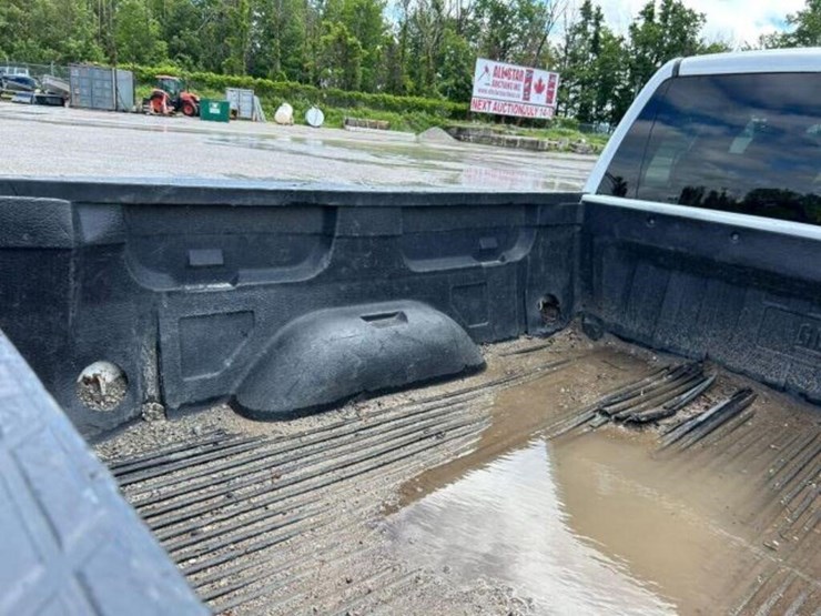 2010-gmc-2500hd-image-46