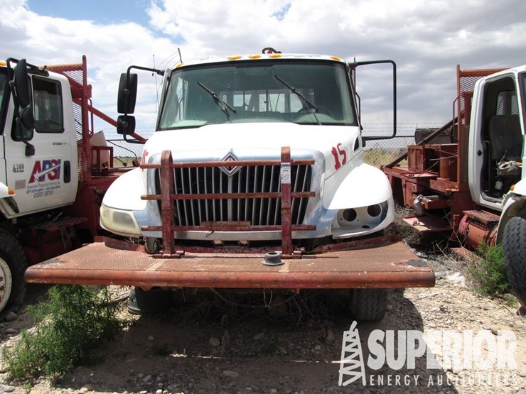 2003-international-durastar-4300-image-2