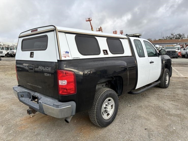 2009-chevrolet-2500hd-image-3