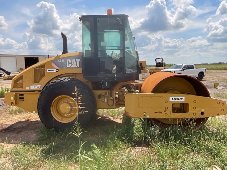 2010-caterpillar-cs56-image-4