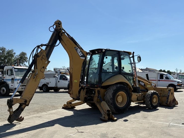 2014-caterpillar-430e-image-3