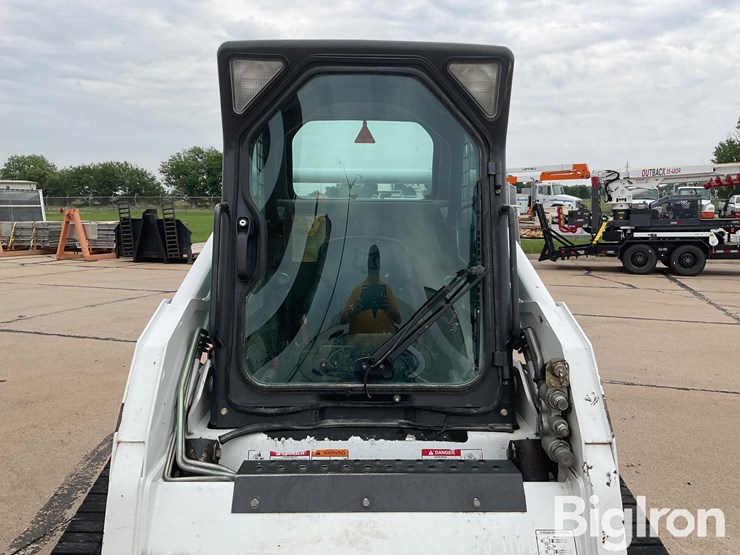 2012-bobcat-t190-image-18