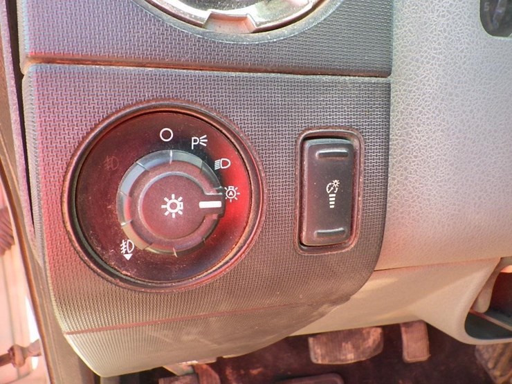 2014-ford-f250-image-43