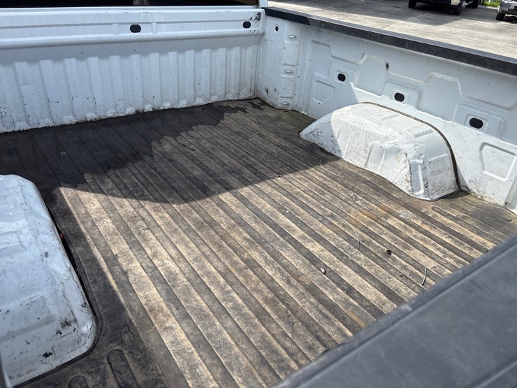 #3626-•-2021-chevrolet-silverado-pickup-truck-image-9