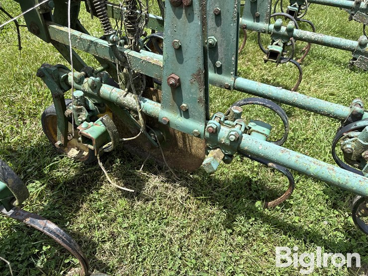 john-deere-6-image-11