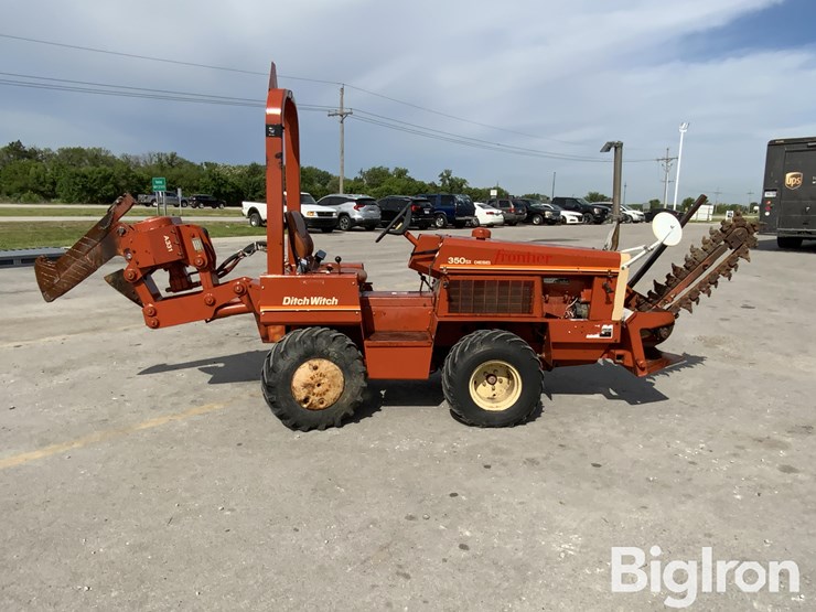 ditch-witch-350sxdd-image-4