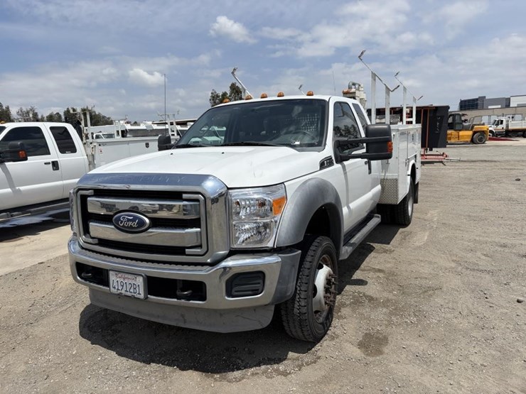 2011-ford-f450-image-1