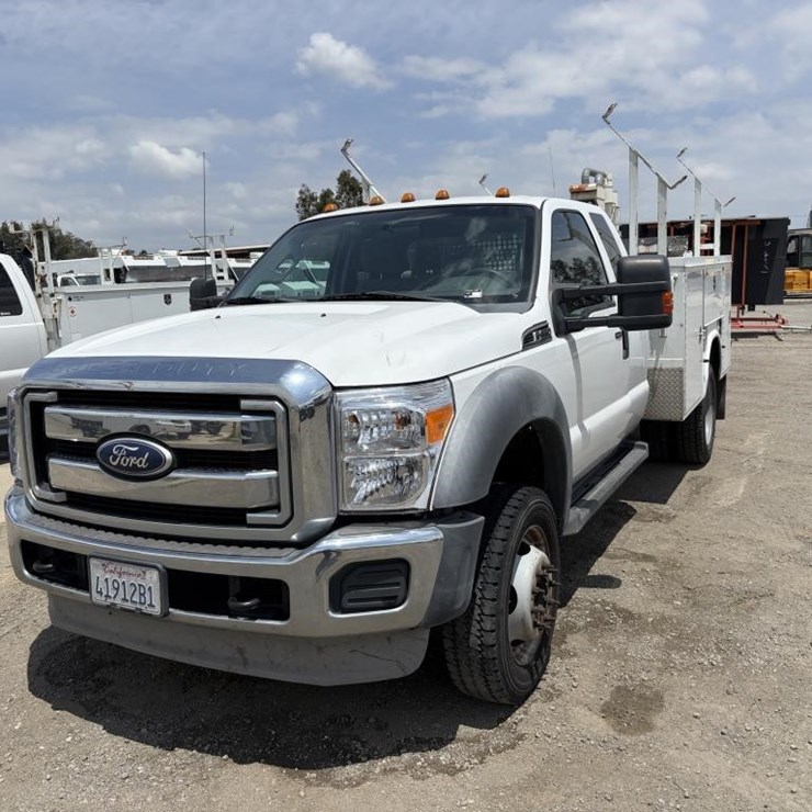 2011 FORD F450