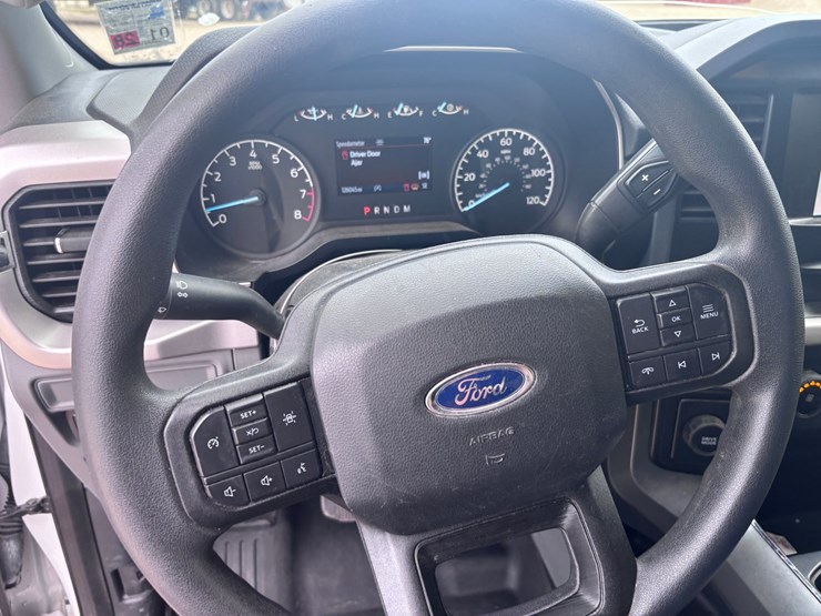2021-ford-f150-xlt-image-11
