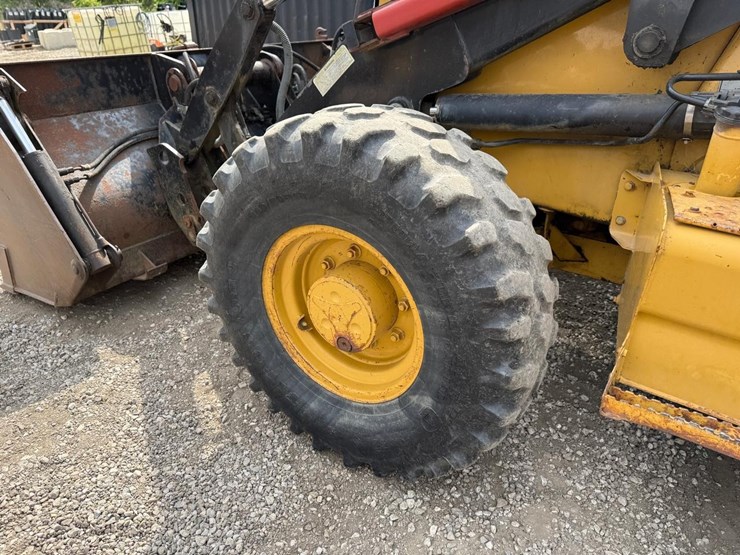caterpillar-420d-image-20