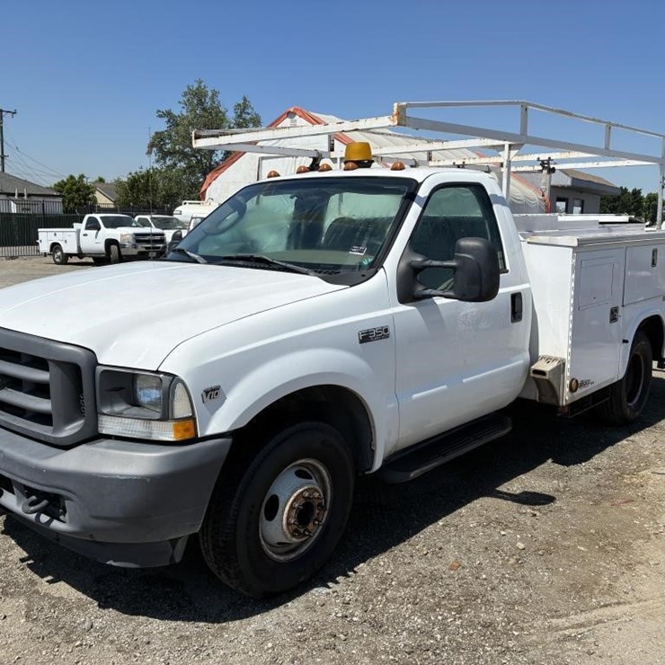 2004 FORD F350