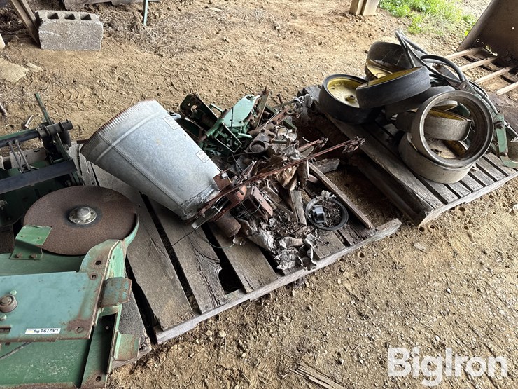 john-deere-7000-image-10