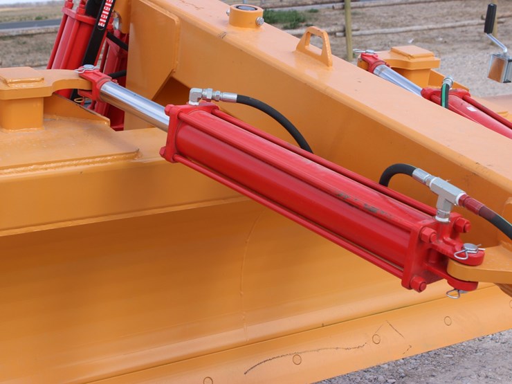 #1003-•-industrious-america-120r-12ft-grader-blade-image-9