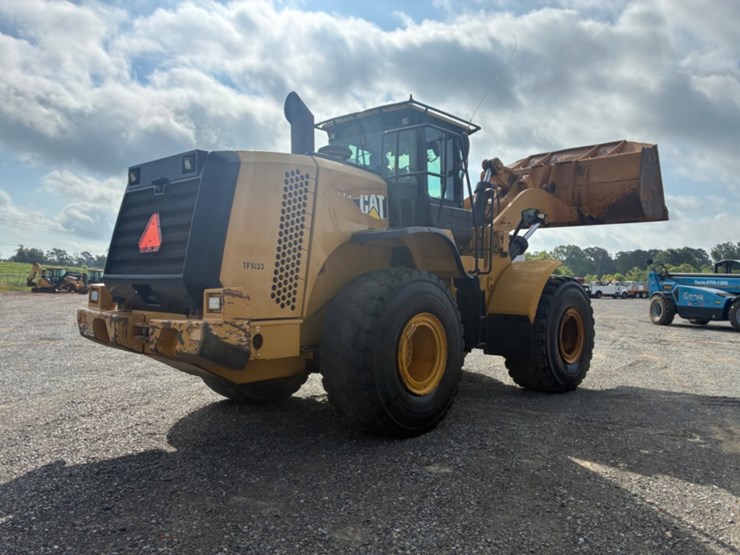 2011-caterpillar-966k-image-15