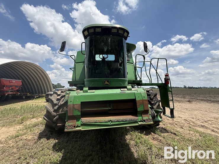 john-deere-9750-image-2