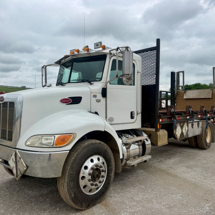2012 PETERBILT 337