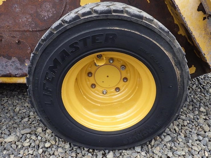 caterpillar-262d-image-9