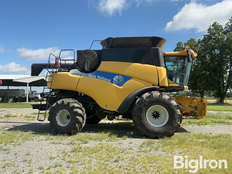 new-holland-cr9070-image-4