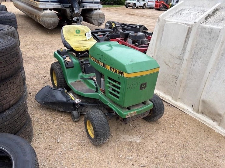 john-deere-stx38-image-4