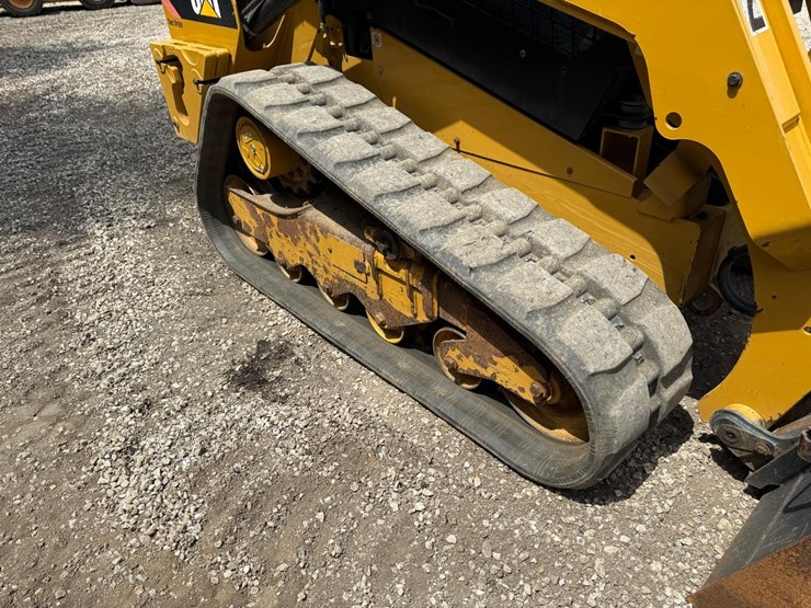 caterpillar-259d-image-12