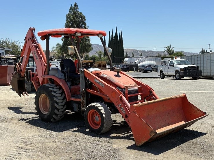 2007-kubota-l39-image-2