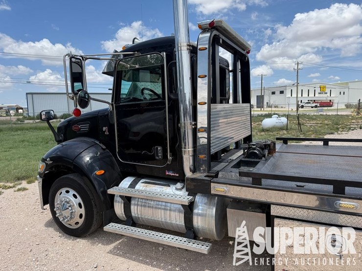 (x)-(1-50)-2015-peterbilt-s/a-slick-back-rolloff,-...-image-5