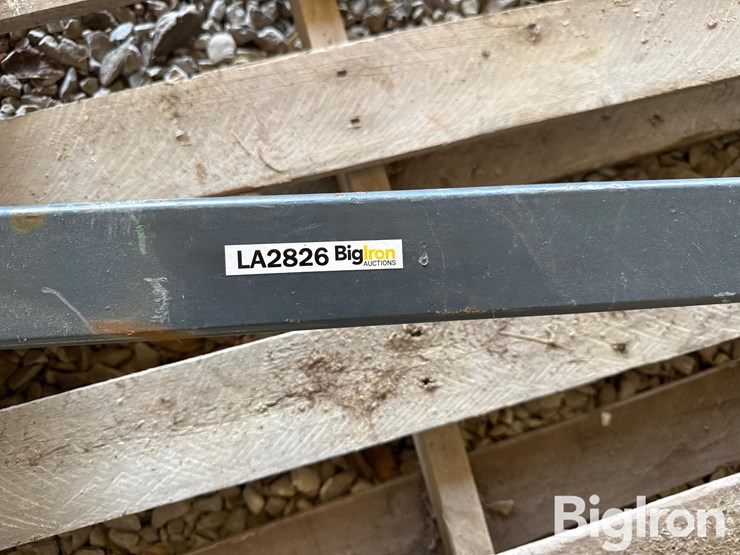 tar-river-attachment-euro-to-skid-steer-adapter-plate-image-11
